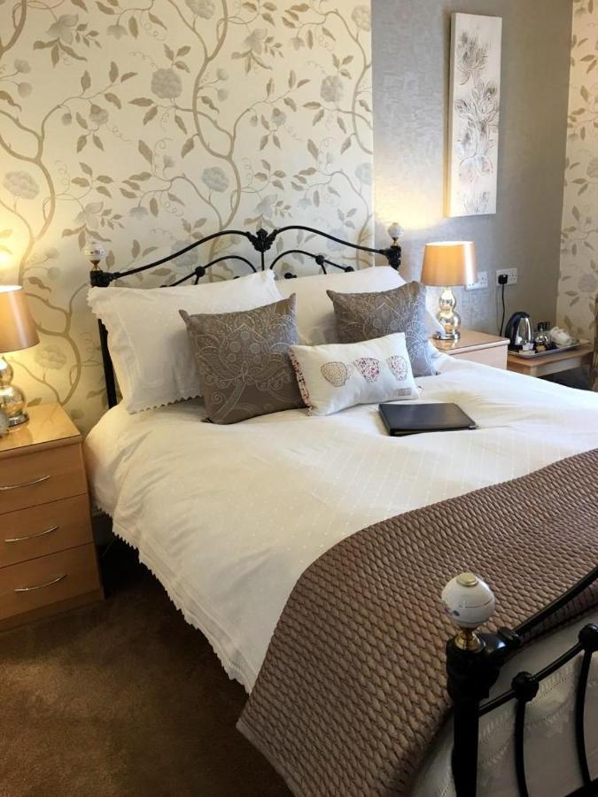 Hotel Stratford House Exclusively For Adults Llandudno Esterno foto