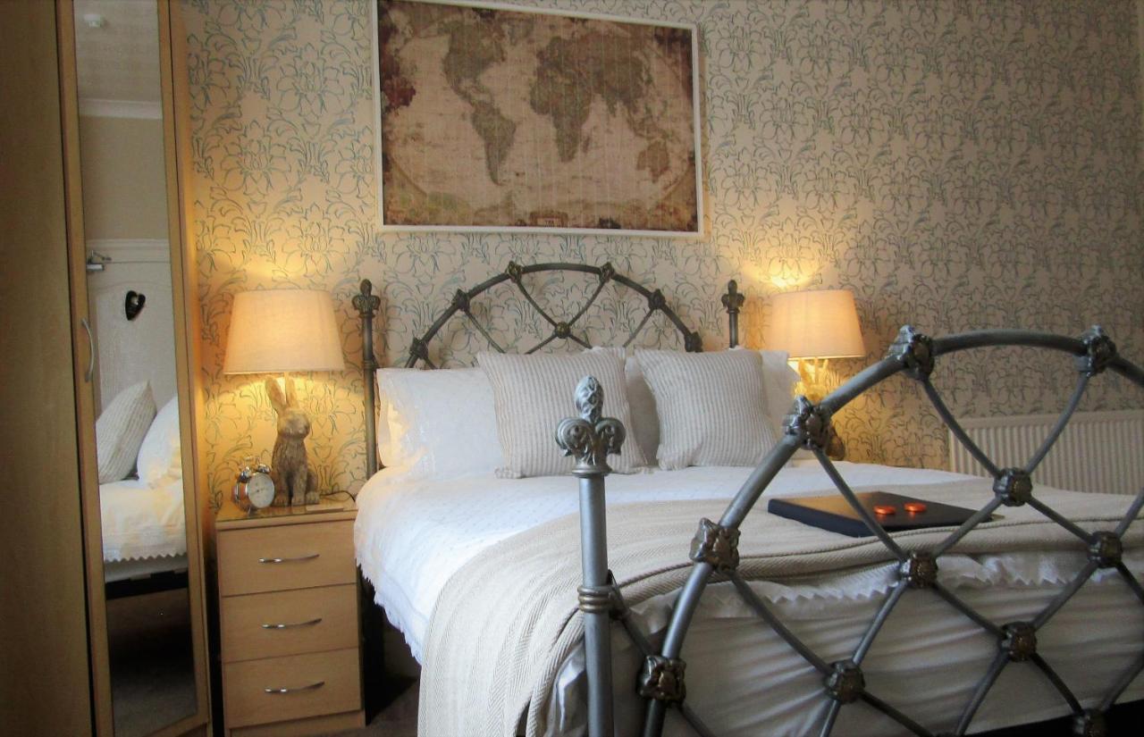 Hotel Stratford House Exclusively For Adults Llandudno Esterno foto