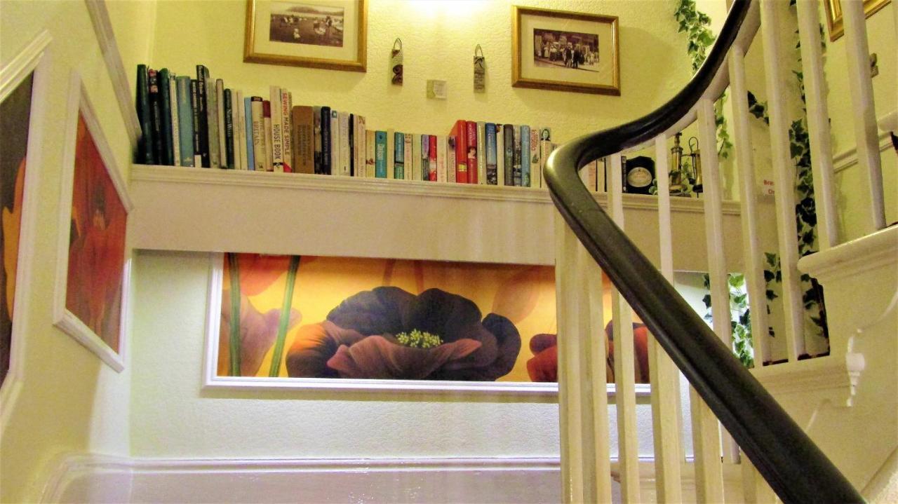 Hotel Stratford House Exclusively For Adults Llandudno Esterno foto