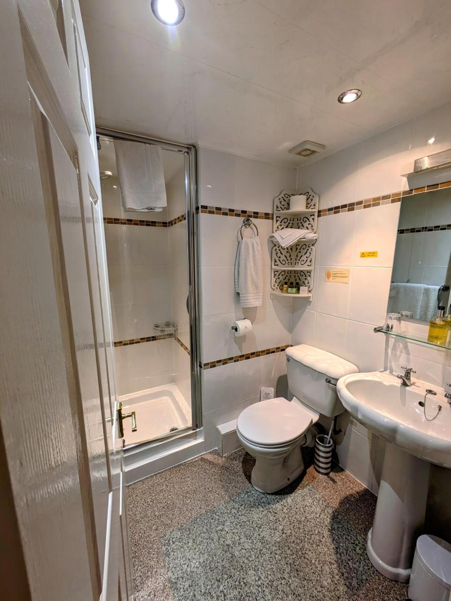 Hotel Stratford House Exclusively For Adults Llandudno Esterno foto