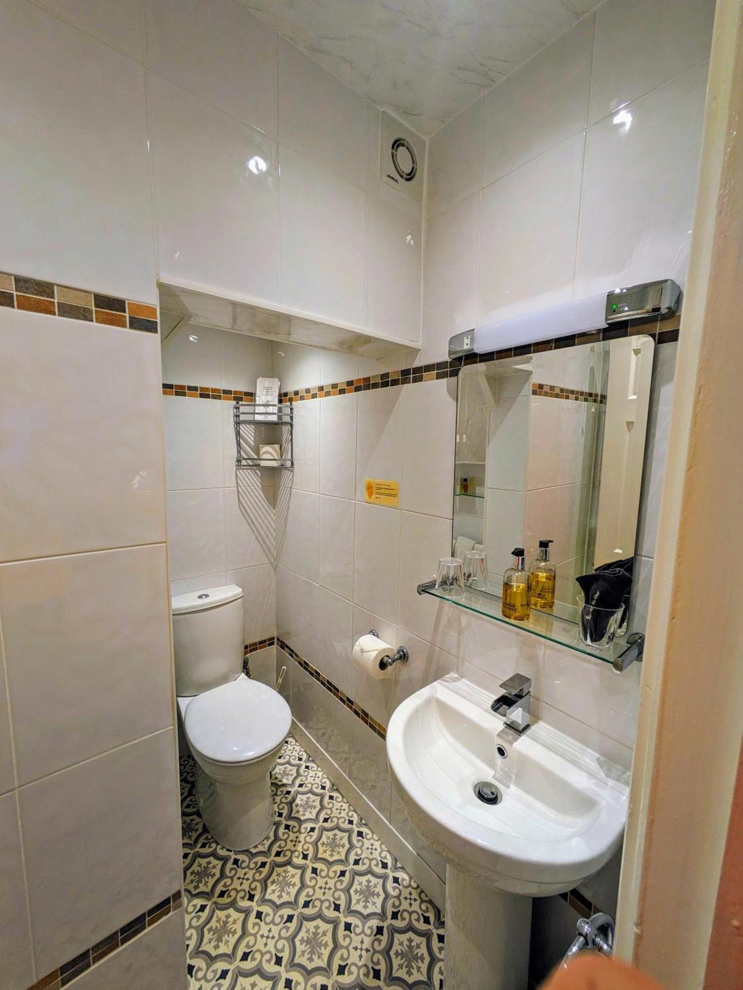 Hotel Stratford House Exclusively For Adults Llandudno Camera foto