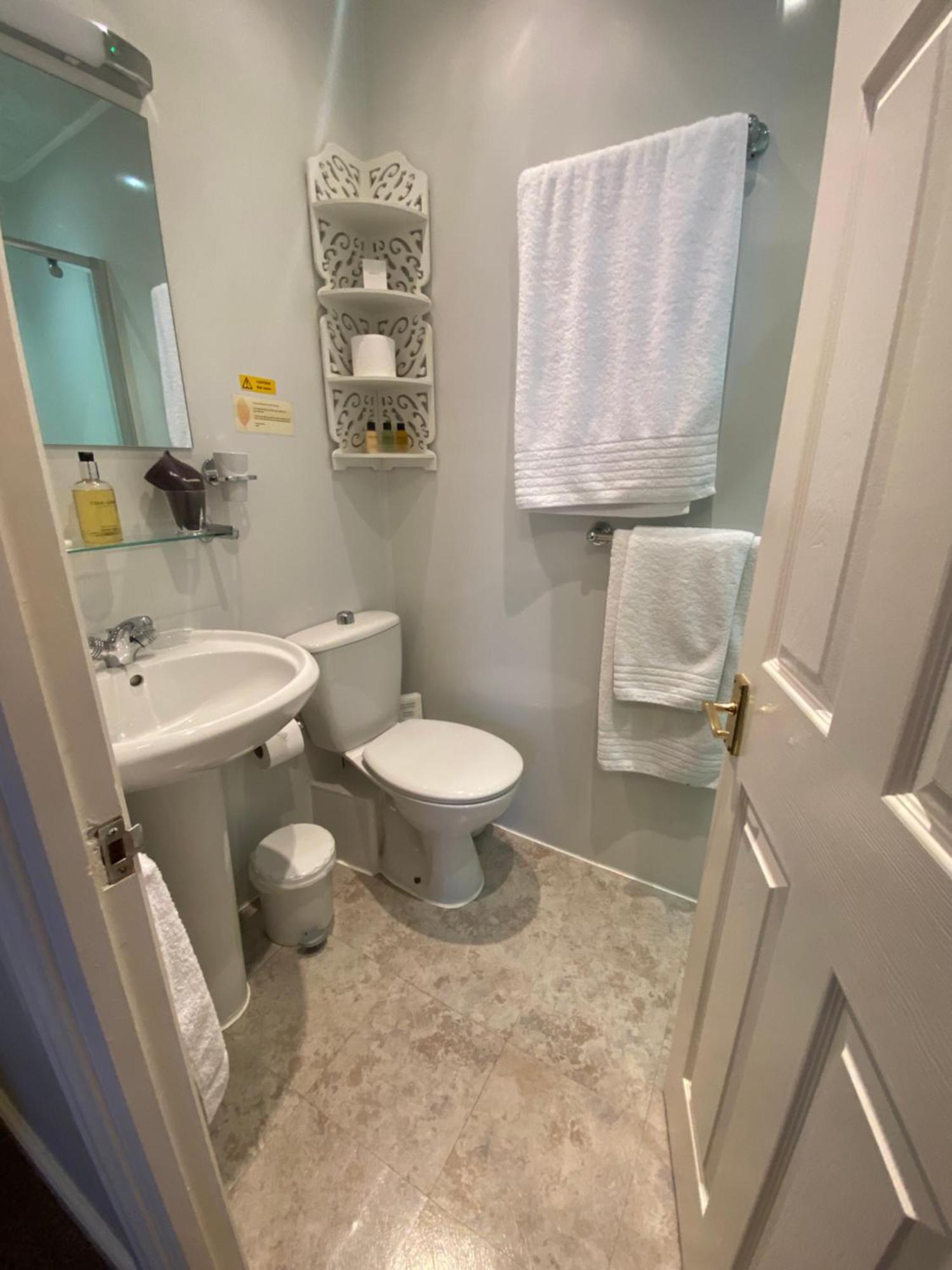 Hotel Stratford House Exclusively For Adults Llandudno Esterno foto