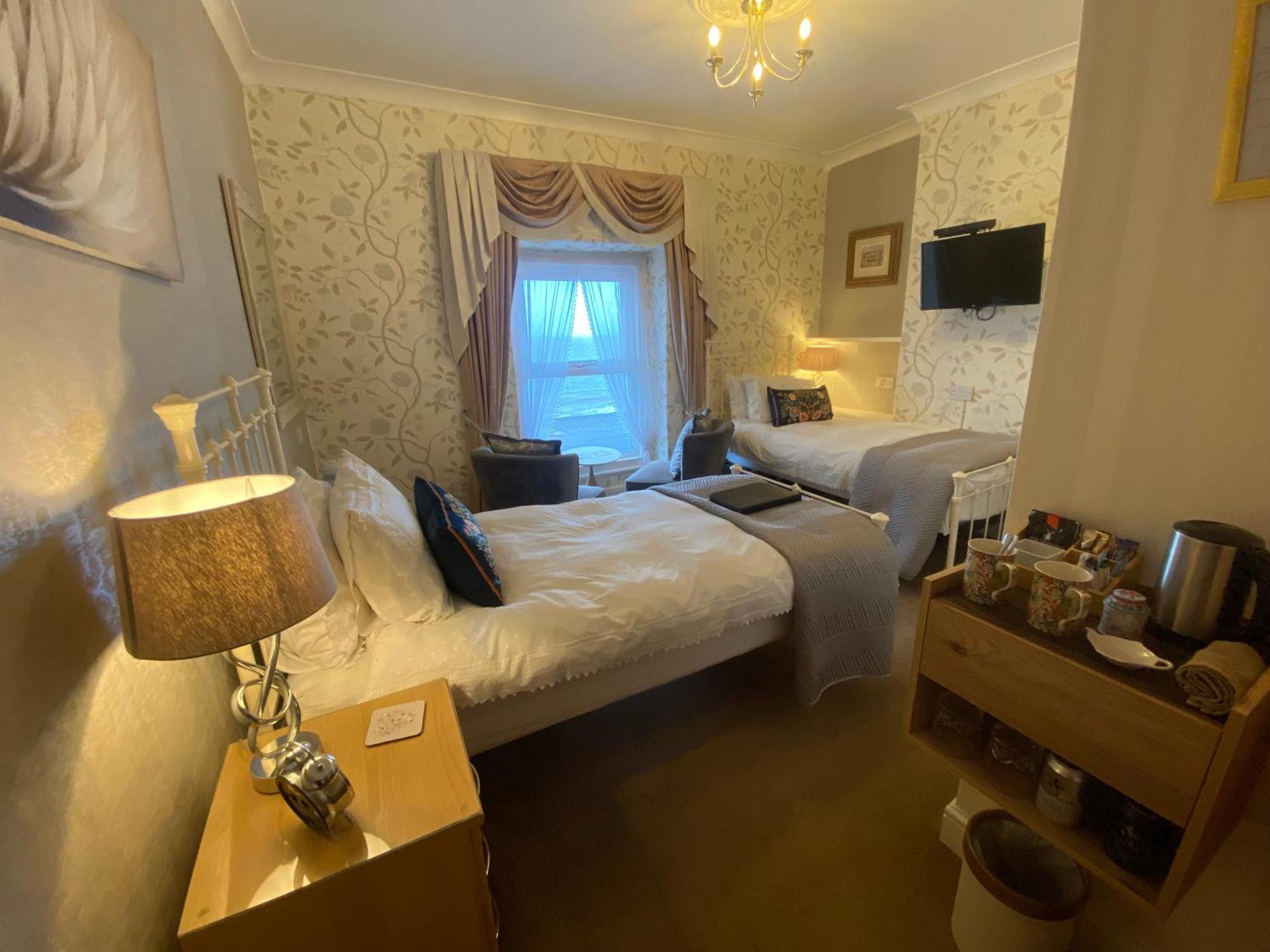 Hotel Stratford House Exclusively For Adults Llandudno Esterno foto